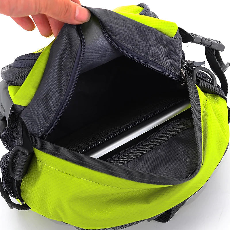 HikeMate - Praktisk midjeveske med flere lommer og slitesterk design
