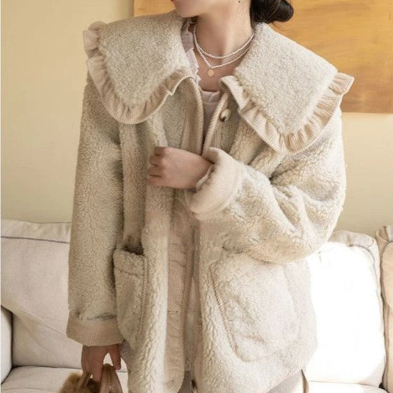 Zoey – Langermet Jakke med Knappelukking og Sidelommer