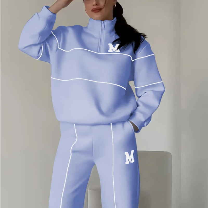 Astrid – Todelt sett med langermet skjorte med glidelås og vide bukser