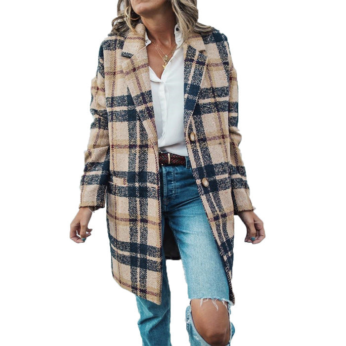 Emma - Rutete lang kåpe med elegant snitt og stilig design