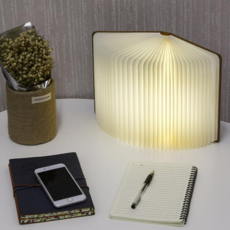 ShinePage – Oppladbar LED lampe med Sammenleggbart Bokdesign