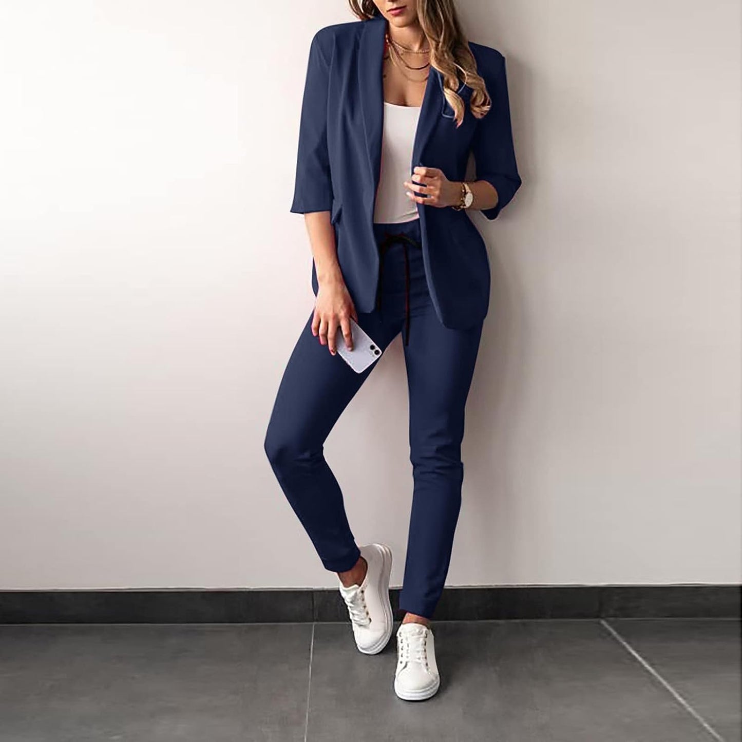 Ava - Smarte casual 2-delt sett med skreddersydd blazer og jogge bukser