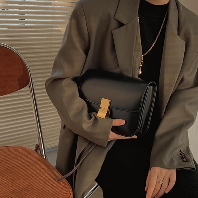 Ava - lett skulderveske med justerbar stropp