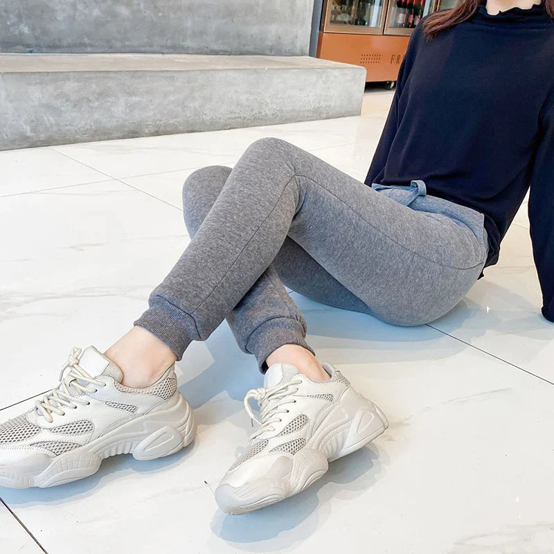 Elvira - Slim Fit Bukser med Sidelommer og Snor i Livet