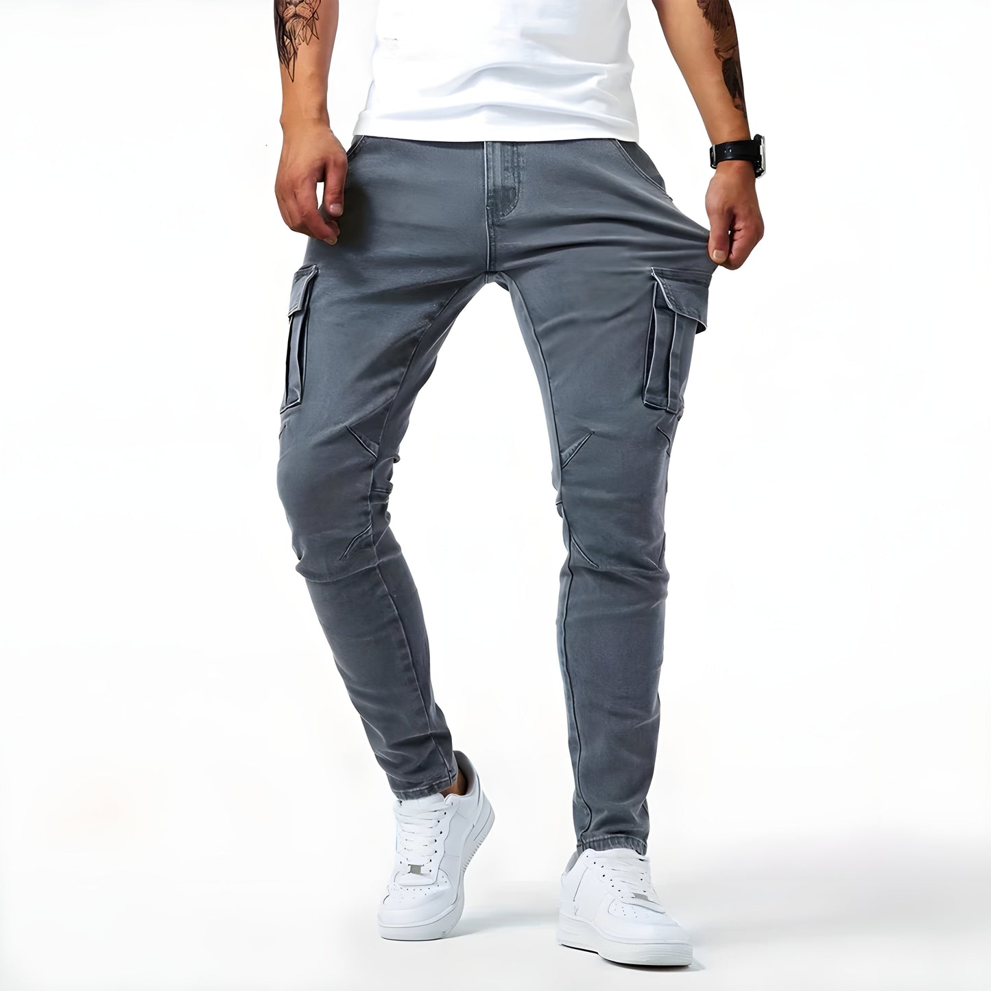 Jaxon - Casual cargobukse i denim med smal passform og sidelommer