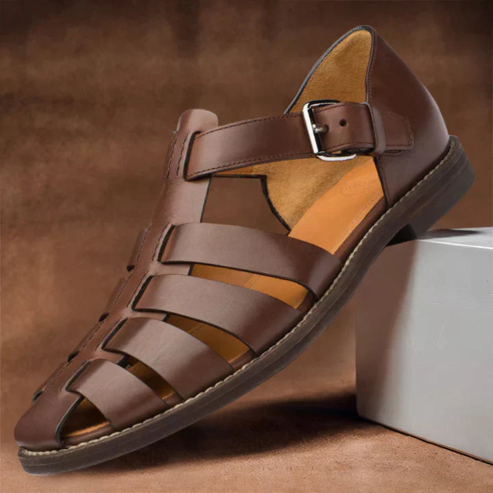 Robert - Komfortable strappy-sandaler med justerbar spennelukking