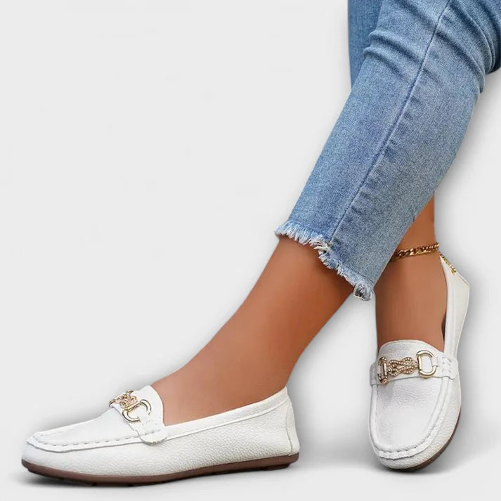 Elliot - Klassiske loafers med dekorativ spenne og fleksibel såle