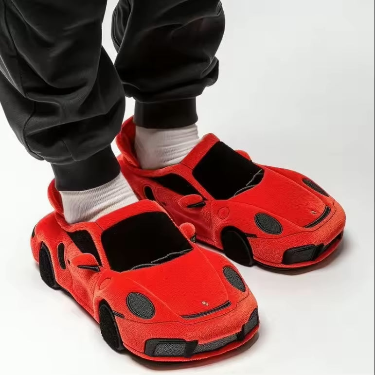 GearDrive - Tøfler med sklisikker såle og bilinspirert design