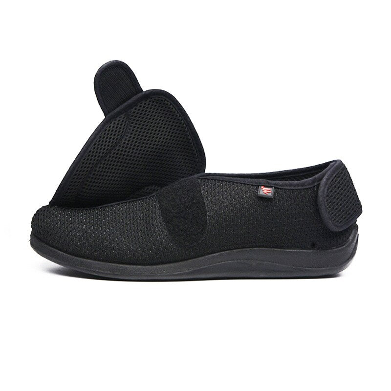 FlexiFit - Gåsko med bred tåboks og justerbare remmer