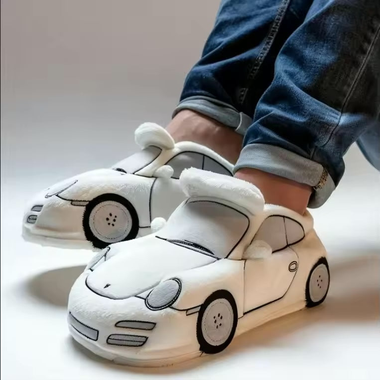 GearDrive - Tøfler med sklisikker såle og bilinspirert design