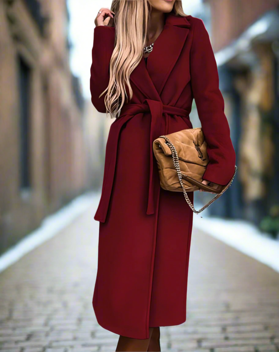 Jennifer - Klassisk slå-om-kåpe med belte og dype lommer