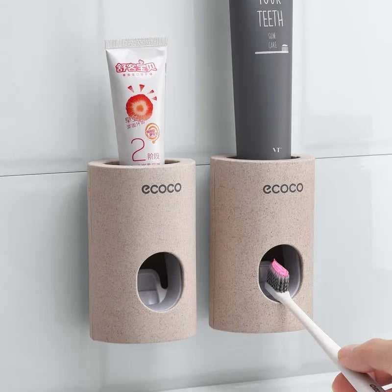 TubeEase – Veggmontert tannkremdispenser med sølfri påføring og kompakt design