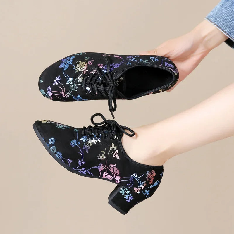 Frida - Elegante sko med hæl for en moderne og elegant stil