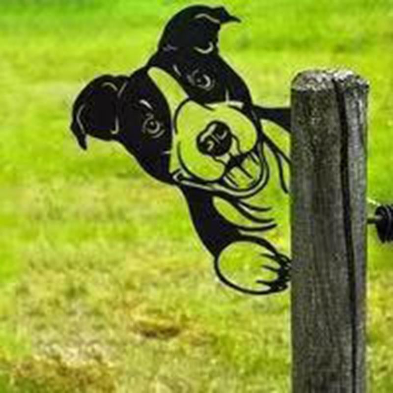 PeepCraft - Tittende geit Kunstverk for hagedekor