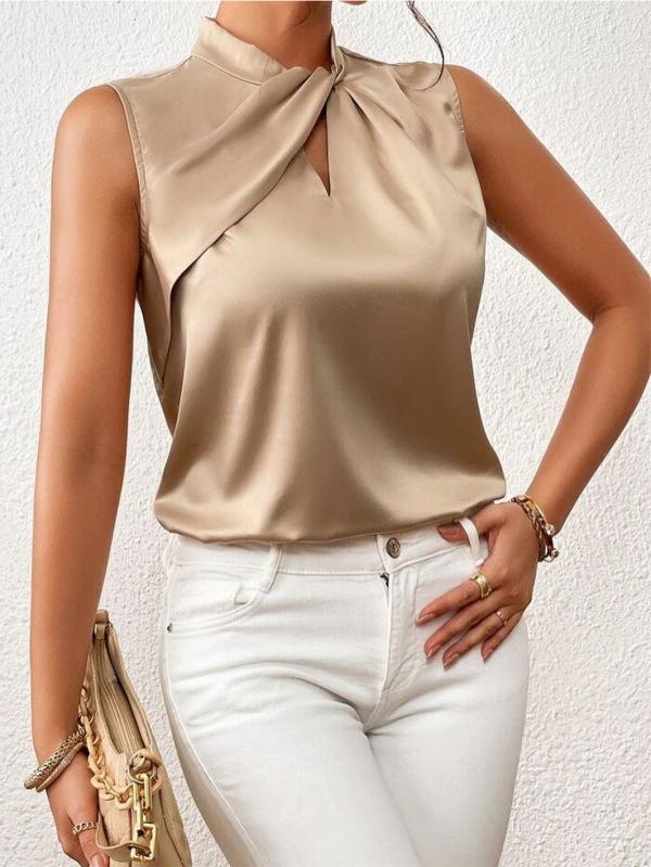 Lyra - Satengbluse med vridd ståkrage for stilfull look