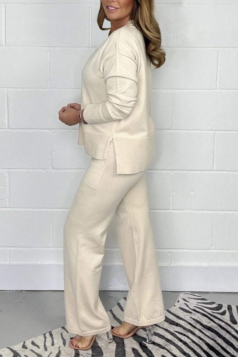 Olivia - Avslappet Sett Med V-Hals Topp Og Bukser