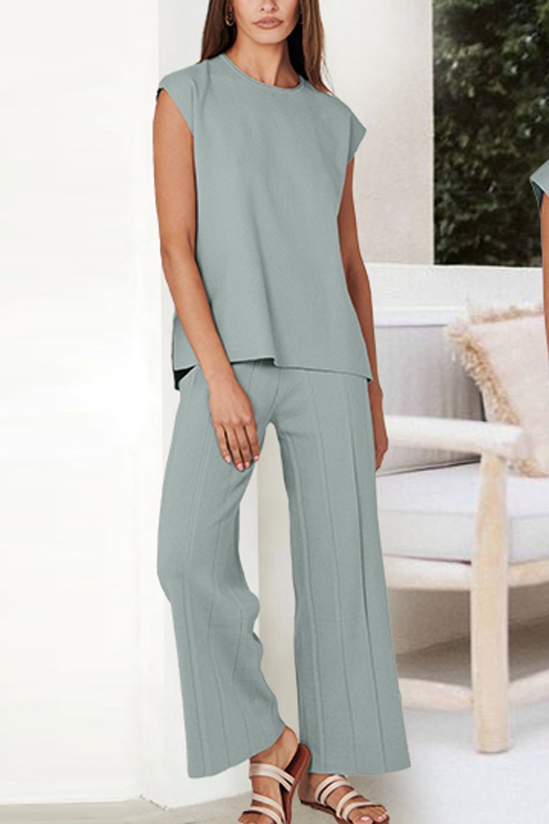 Emma - Stilig Sett Med Høy Lav Genser Og Bukser Med Vide Ben