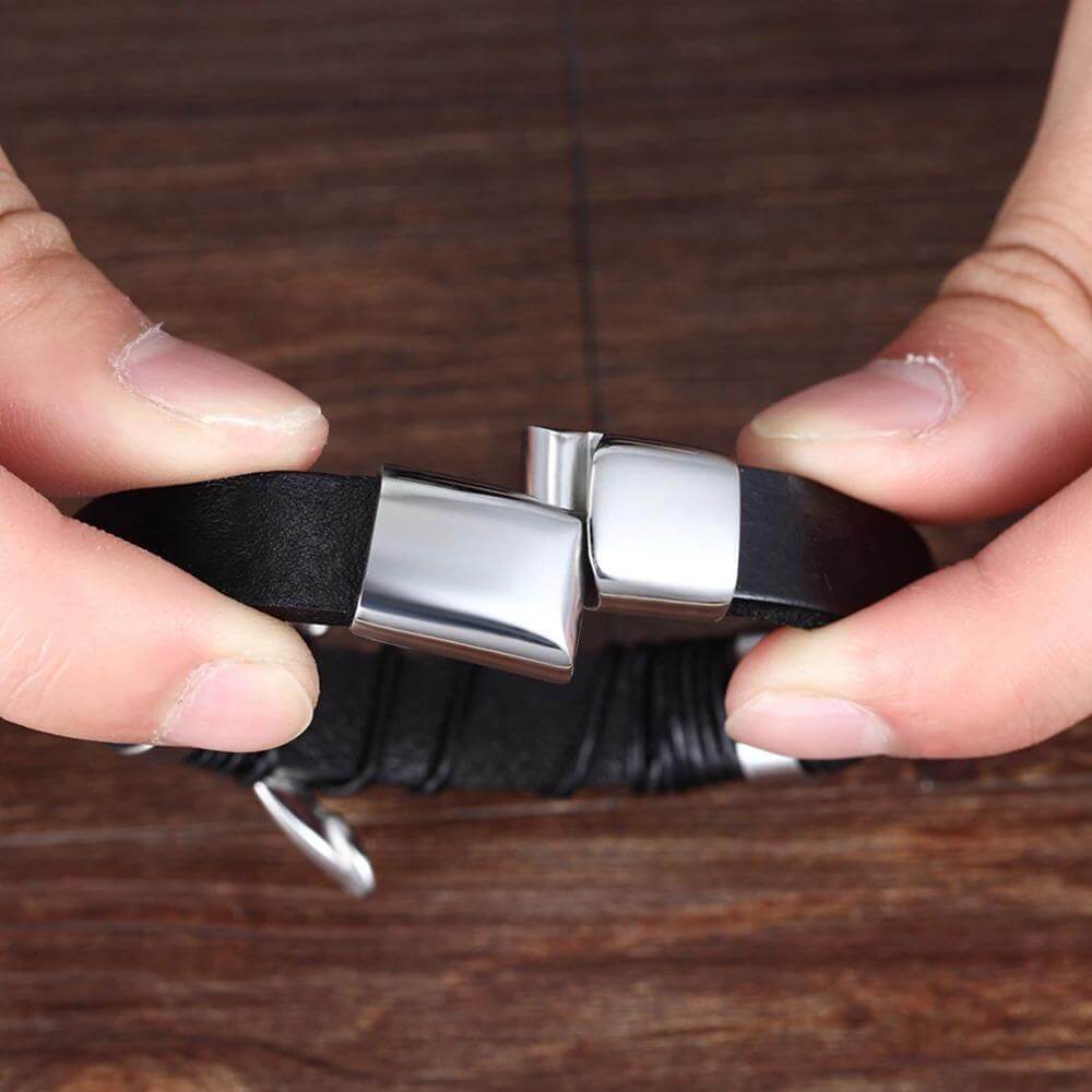 Bruce – Moderne armbånd med dristig dobbeltstrengsdesign for et rent raffinert utseende