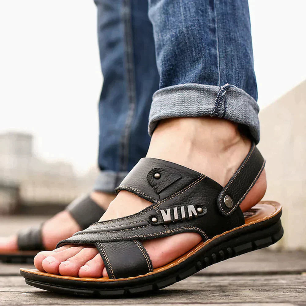 Anthony - Strappy sandaler med justerbare stropper og slitesterk såle