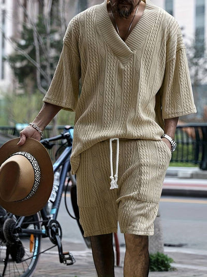 Devilliers – Stilig todelt sett med kortermet skjorte og matchende shorts