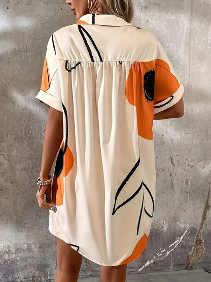 Tessa - Skjortekjole med dristig blomstertrykk og rynket rygg