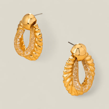 Chiara - Elegant Gull Øredobber med Cascade Design-3