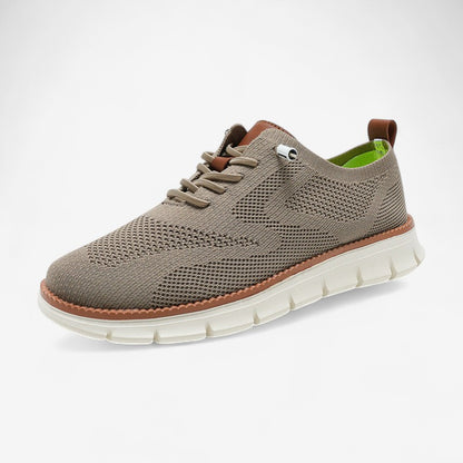 Magnus – Snøresneakers med rund tå og pustende design