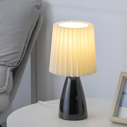 LumiBase - Stilig bordlampe med glassfot til hjemmet ditt
