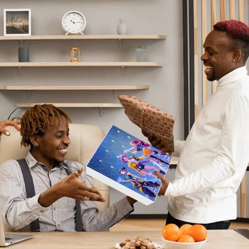 HolidayJoy – Jule kalenderboks med nøkkelringgave