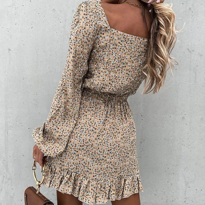 Julia - Elegant kjole med blomstertrykk og flatterende utforming