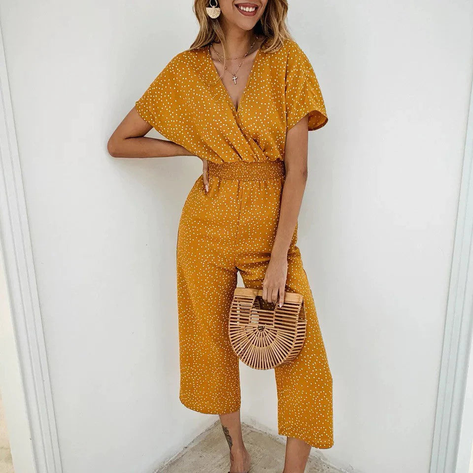 Marie - Trendy prikkete jumpsuit med flatterende passform og lekent utforming