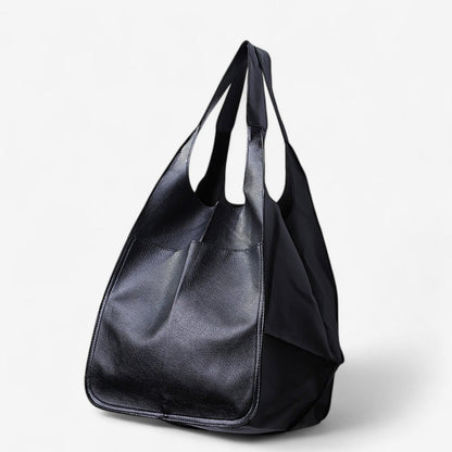 Emma – Skulderveske med Trykklås og Flere Rom