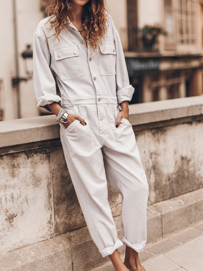 Freya - Avslappet passform front knapp jumpsuit med praktiske lommer