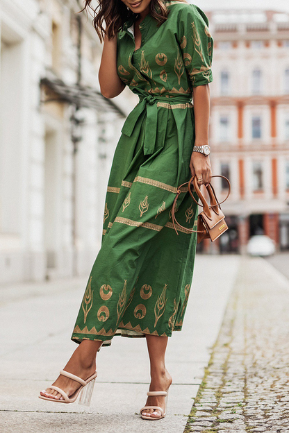 Sophia - Midi kjole med knapp foran og intrikate mønstre