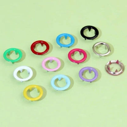 SnapEase - Ergonomisk tang for enkel montering av trykknapper i håndverksfaget