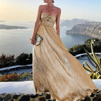 Patrice – Elegant maxikjole med av skuldrene design og flatterende passform