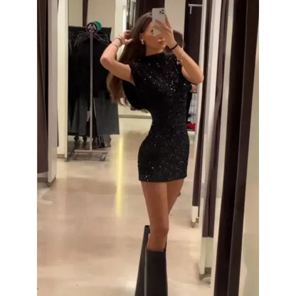 Sofia – Glamorøs figurklemmende kjole med glitrende utforming