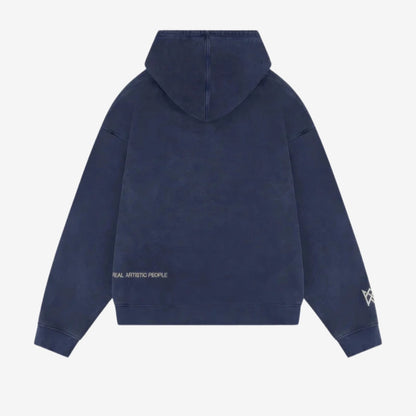 Eline – Langermet hettegenser med trykk og lommer