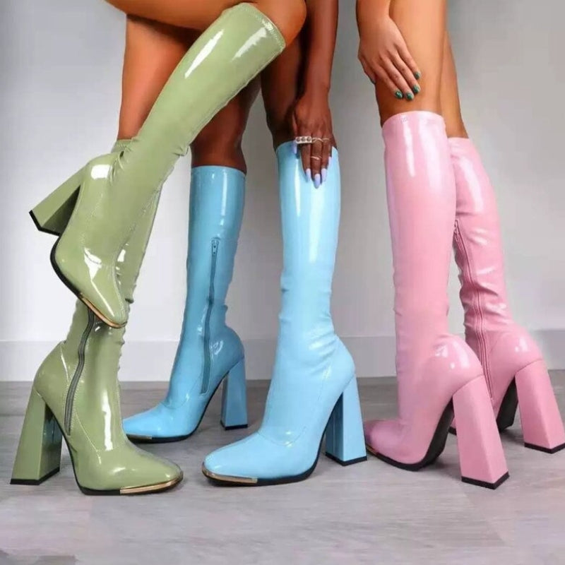 Erica - Kne-høye Støvler med Sideglidelås og Høye Hæler