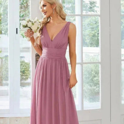 Elvoria – Maxikjole med V-hals og A-linje Struktur