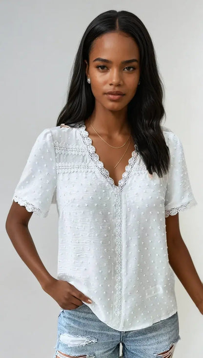 Jasmine - Bluse med avslappet passform med prikkete tekstur og blondekant