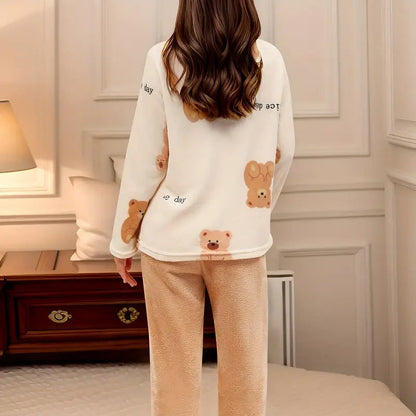 Clara – To-delt Sett med Skjorte med Bjørneprint og Vide Bukser