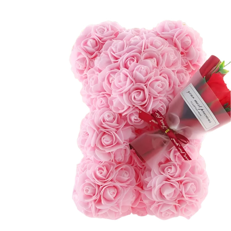 RoseBloom – Klassisk blomsterteddybjørnpynt med gavebukett