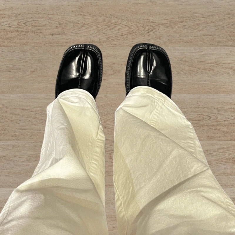 Frank – Sko med delt tå og tykk såle