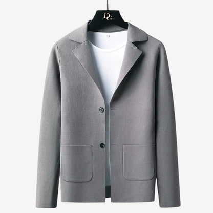 Daniel – Langermet blazer med krage og knapper