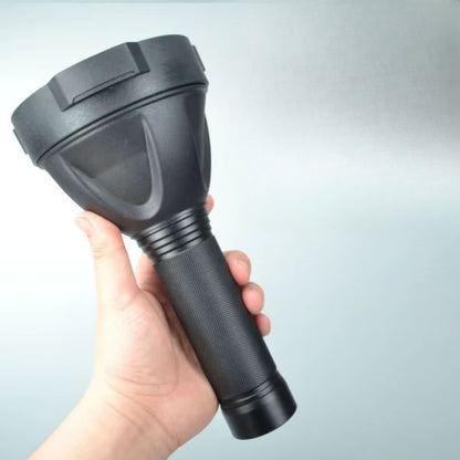 BeamMaster – Høyytelses lommelykt med bred lysstråle