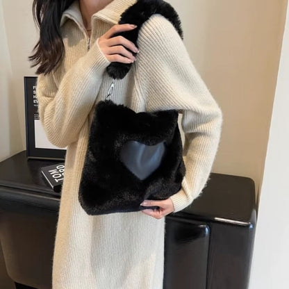 Ella – Håndveske med skulderrem og hjerte-detalj