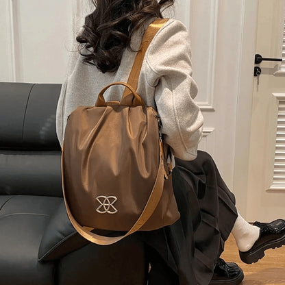 Aurelia – Skulderveske med bred stropp stor kapasitet og hank