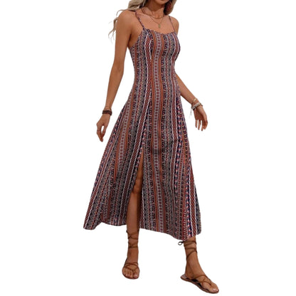 Leony – Stripete kjole med justerbar stropp bak og flatterende passform