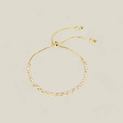 Celestia - Elegant armbånd i zirkoniakrystall med justerbar passform og allergivennlig design